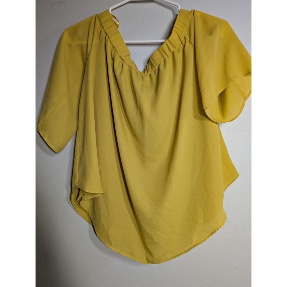 Naked Zebra Yellow Off the Shoulder‎ Blouse Medium